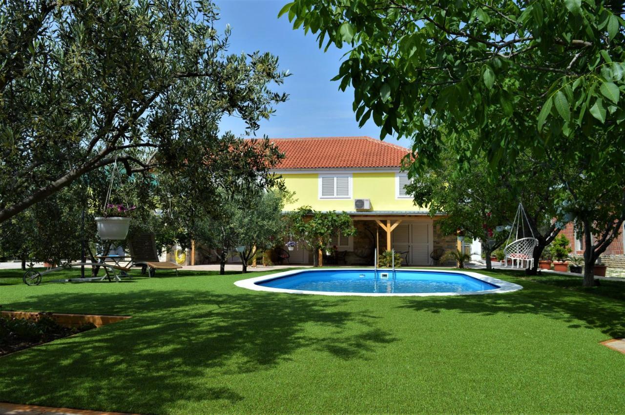 Studio Apartments Luka Biograd - بنكوفاتش المظهر الخارجي الصورة