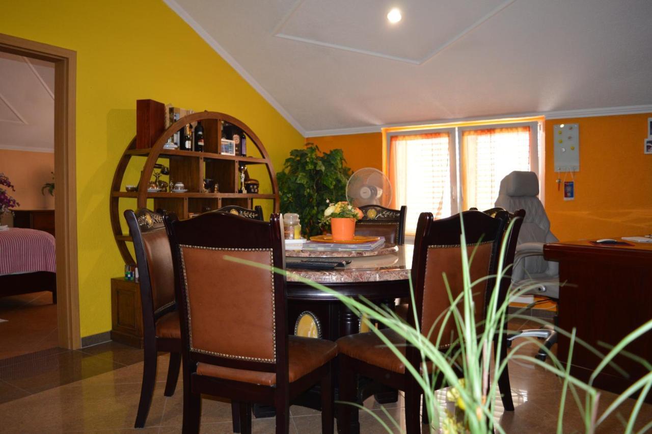 Studio Apartments Luka Biograd - بنكوفاتش المظهر الخارجي الصورة