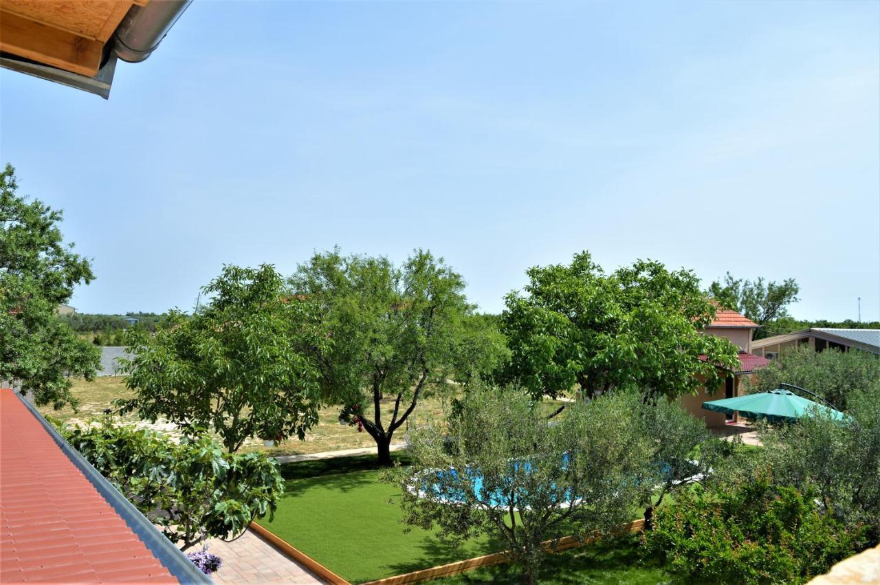 Studio Apartments Luka Biograd - بنكوفاتش المظهر الخارجي الصورة